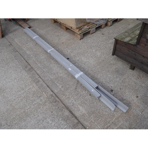 Lot 4         