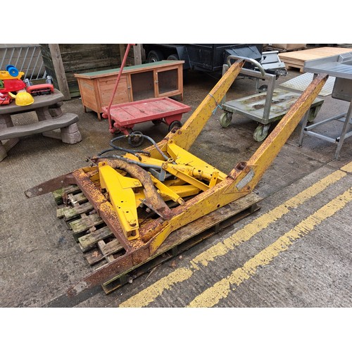 Lot 20B       