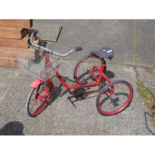 111 - VINTAGE TRIKE