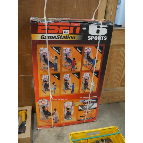 266 - GAME STATION
