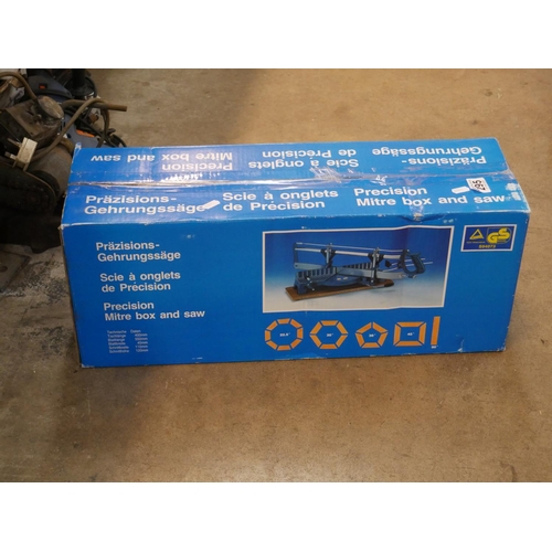 295 - MITRE SAW