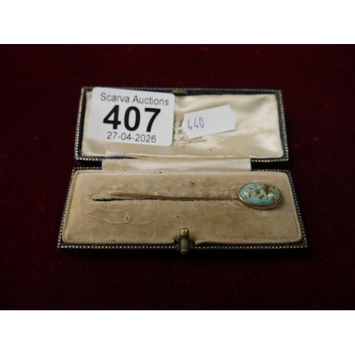 407 - VICTORIAN GOLD HAT PIN