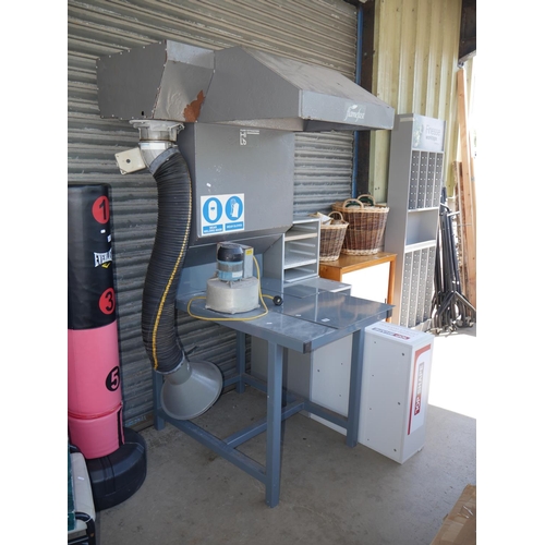 249 - EXTRACTION TABLE WORKING SINGLE PHASE