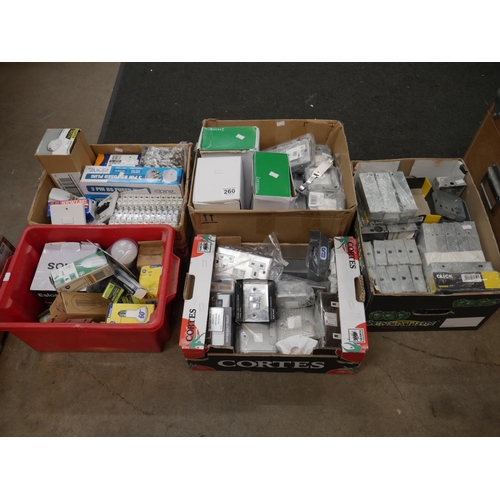 260 - LARGE LOT OF ELECTRICAL ITEMS
