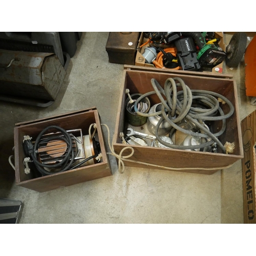 266 - VINTAGE SPRAY GUN WORKING