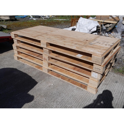 Lot 8         