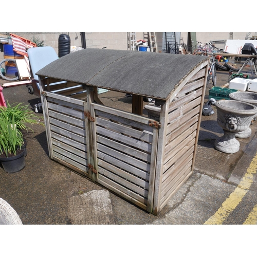 122 - BIN SHELTER