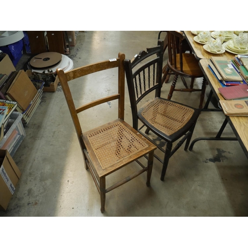 2 CHAIRS