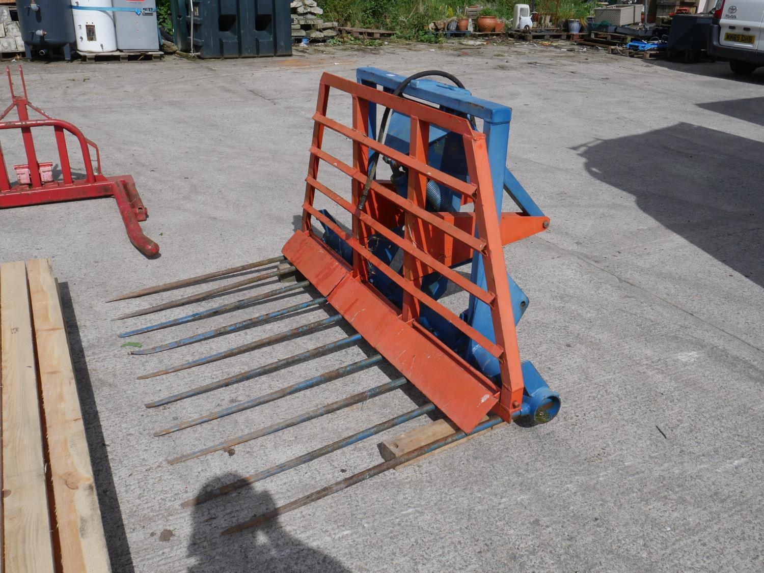 PUSH OFF BUCK RAKE