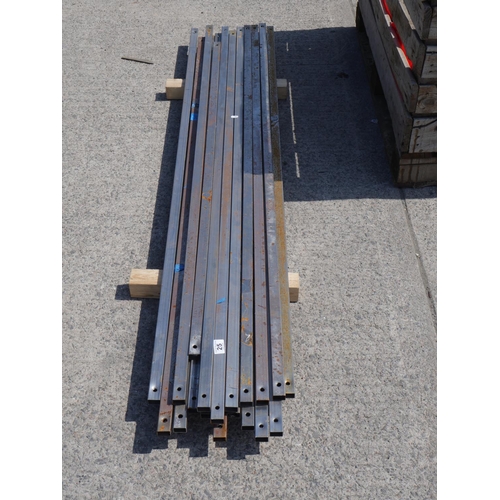 Lot 25        