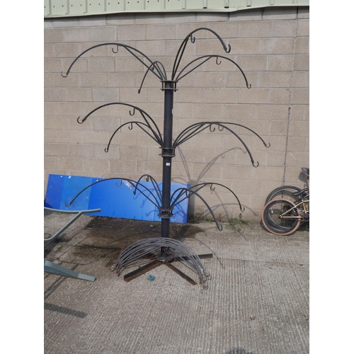 Lot 36        