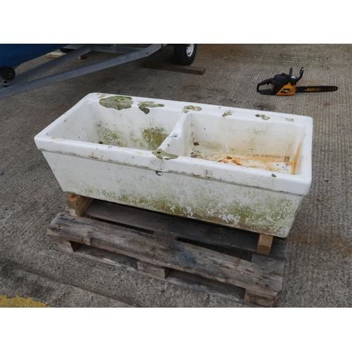 Lot 27        