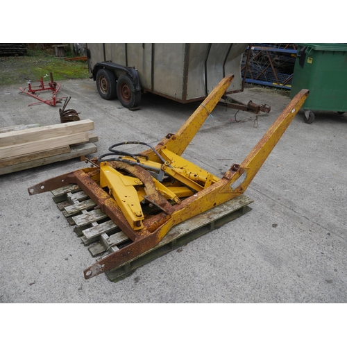 Lot 9         