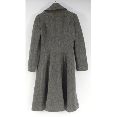 175 - Vintage 1960s Biba ladies tweed coat, with black and gold label, approximately 110cm long