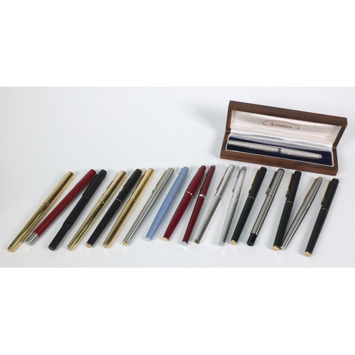 90 - Selection of Parker fountain and ballpoint pens, the largest 13cm long