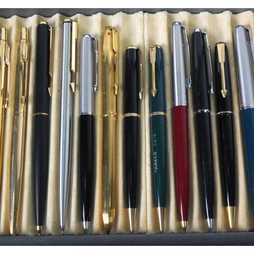 80 - Parker Pen display box with a large selection of Parker ballpoint pens