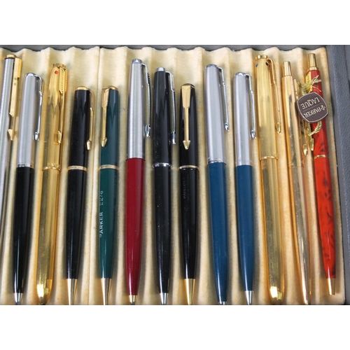 80 - Parker Pen display box with a large selection of Parker ballpoint pens