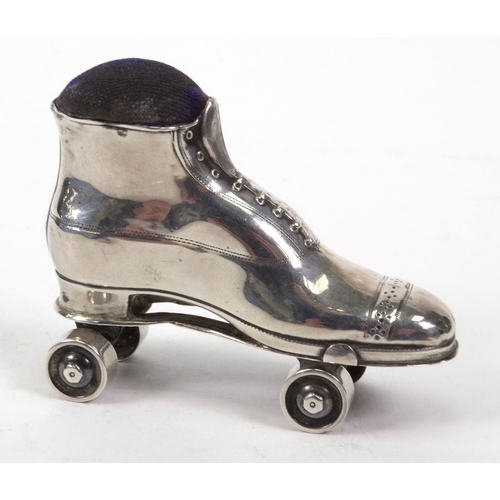 148 - Novelty silver roller skate pin cushion, numbered RD35766, C&N Birmingham 1934, 5.5cm high