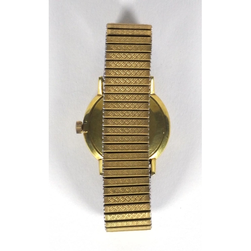 1282 - Longines Surfing gold coloured metal gentleman's wristwatch, 3.5cm diameter