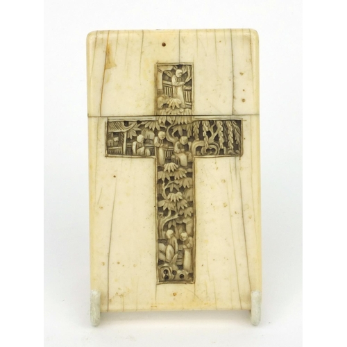 615 - Oriental Chinese ivory card case carved with panels of figures, 9.5cm x 5.5cm