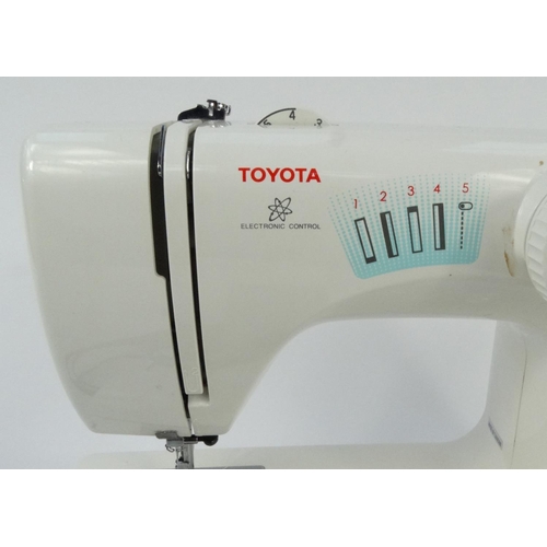 514 - Toyota electric sewing machine