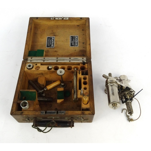 419 - Oak cased Maihak calibrating instrument