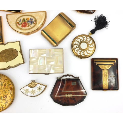 206 - Large selection of lady's compacts including Art Deco cigarette cased example, the largest 10cm diam... 