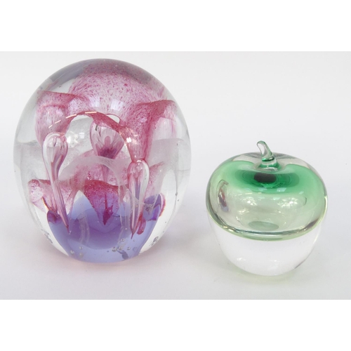 428 - Large pink glass paperweight and a signed Postverket glass apple paperweight, the larger 12cm high