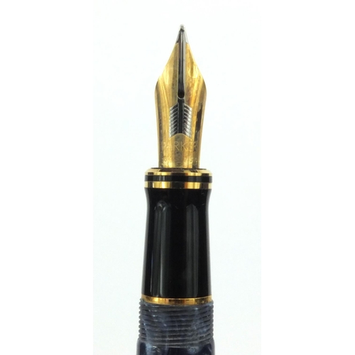 75 - Boxed Parker Duofold Centennial blue marbleised fountain pen with 18ct gold nib, 'Given to the Worke... 