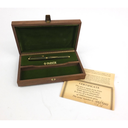 73 - Boxed Parker RMS Queen Elizabeth fountain pen with certificate, numbered 1950/5000