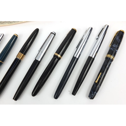 88 - Selection of fountain pens including Parker, boxed Conway Stewart, etc