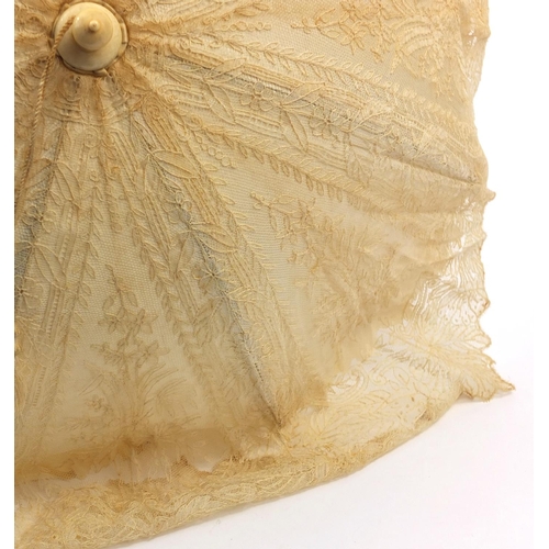 162 - Ivory handled silk parasol in a J. Duvelleroy box, by appointment London 167 Regent Street, 64cm lon... 