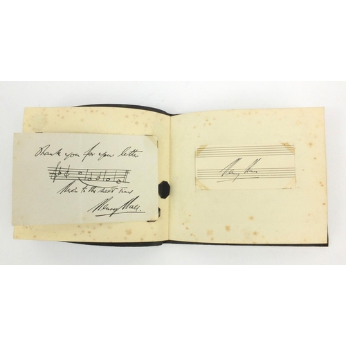 260 - Autograph album with autographs including Arthur Askey, Fred Perry, Gracie Fields, etc