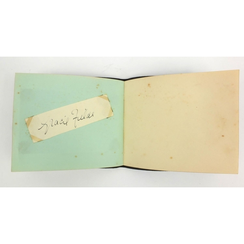 260 - Autograph album with autographs including Arthur Askey, Fred Perry, Gracie Fields, etc