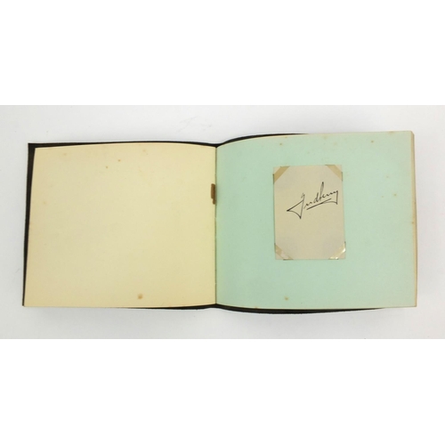 260 - Autograph album with autographs including Arthur Askey, Fred Perry, Gracie Fields, etc