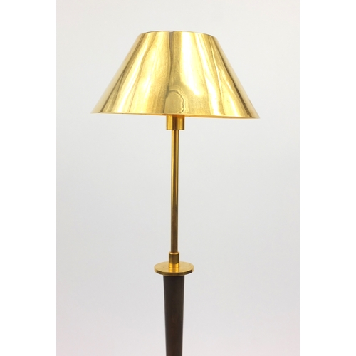 2053 - Vintage heavy table lamp with brass top and shade, 72cm tall