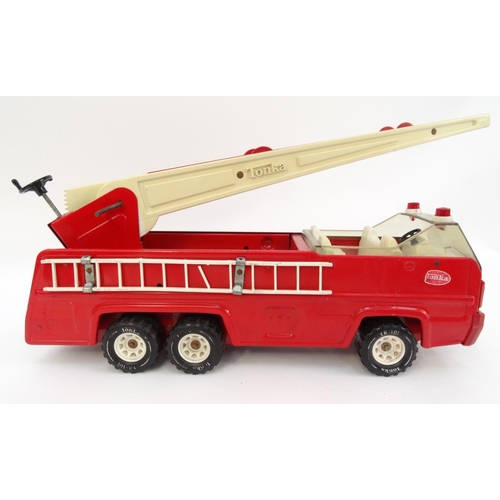 199 - Large Tonka tinplate fire truck, 50cm long