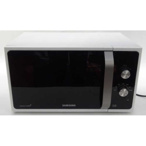 300 - Samsung microwave, 26cm high x 49cm wide x 32cm deep