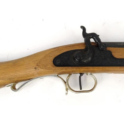 755 - Decorative percussion style rifle, 112cm long