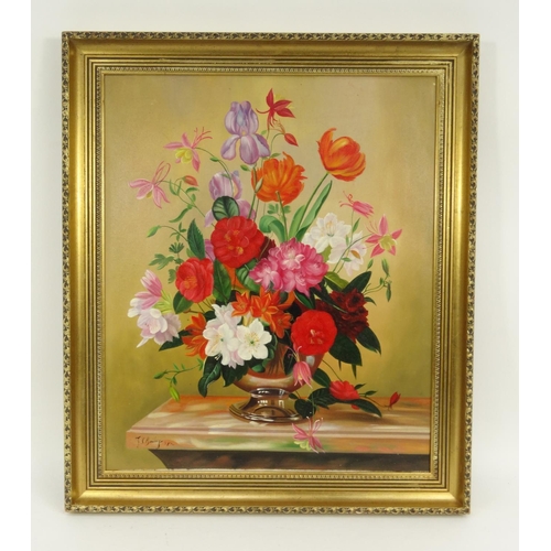 164 - Modern British oil painting of still life flowers in a vase, bearing a signature F.V. Bailey, framed... 