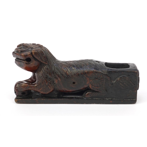 659 - Oriental Chinese wooden scribe's arm rest modelled as a dog of Foo, 20cm diameter