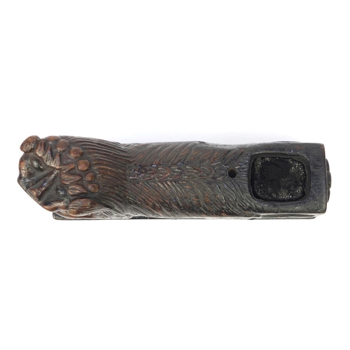 659 - Oriental Chinese wooden scribe's arm rest modelled as a dog of Foo, 20cm diameter