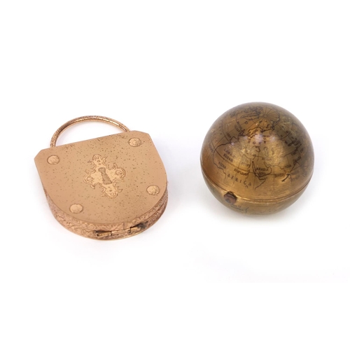 116 - Novelty metal globe compact, together with a novelty padlock compact, the larger 9cm x 6cm