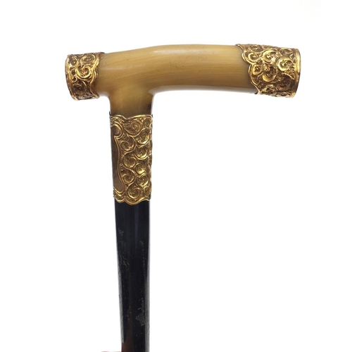 87 - Ebony walking stick with horn handle to Mr Stakes from U.M.F.C. Choir, Market Street, 1907, 92cm lon... 