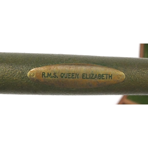 132 - Boxed Parker RMS Queen Elizabeth fountain pen with certificate, numbered 2123/5000