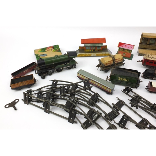 534 - Collection of 00 gauge and 0 gauge mostly tinplate railway items including Hornby, Princess Elizabet... 