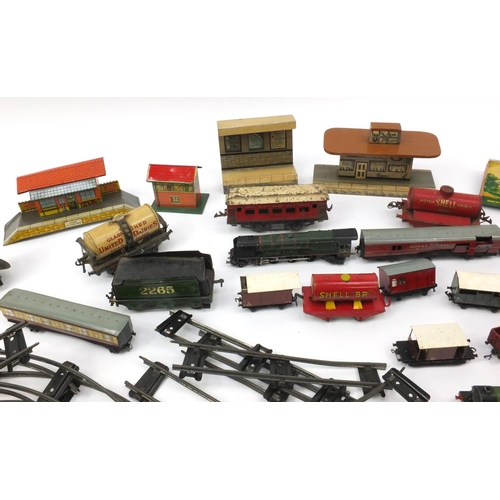 534 - Collection of 00 gauge and 0 gauge mostly tinplate railway items including Hornby, Princess Elizabet... 