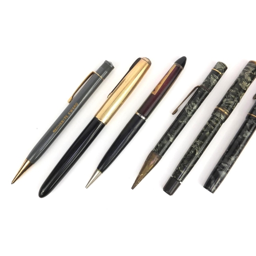 136 - Small group of pens including Wyvern Pen & Co marbleised fountain pen and propelling pencil, Conway ... 