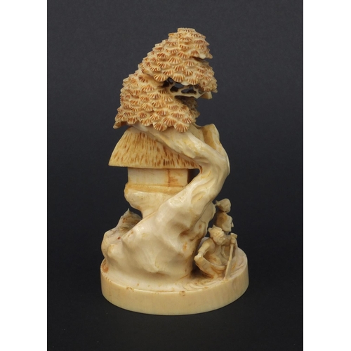 611 - Oriental Japanese carved ivory okimono of fishermen, 12cm high