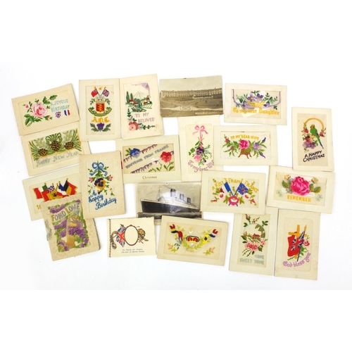 383 - Collection of military interest World War 1 embroidered silk postcards, including army audience corp... 